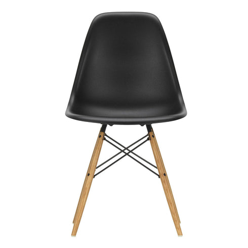 Cadeira Eames em Plástico DSW / Base maple